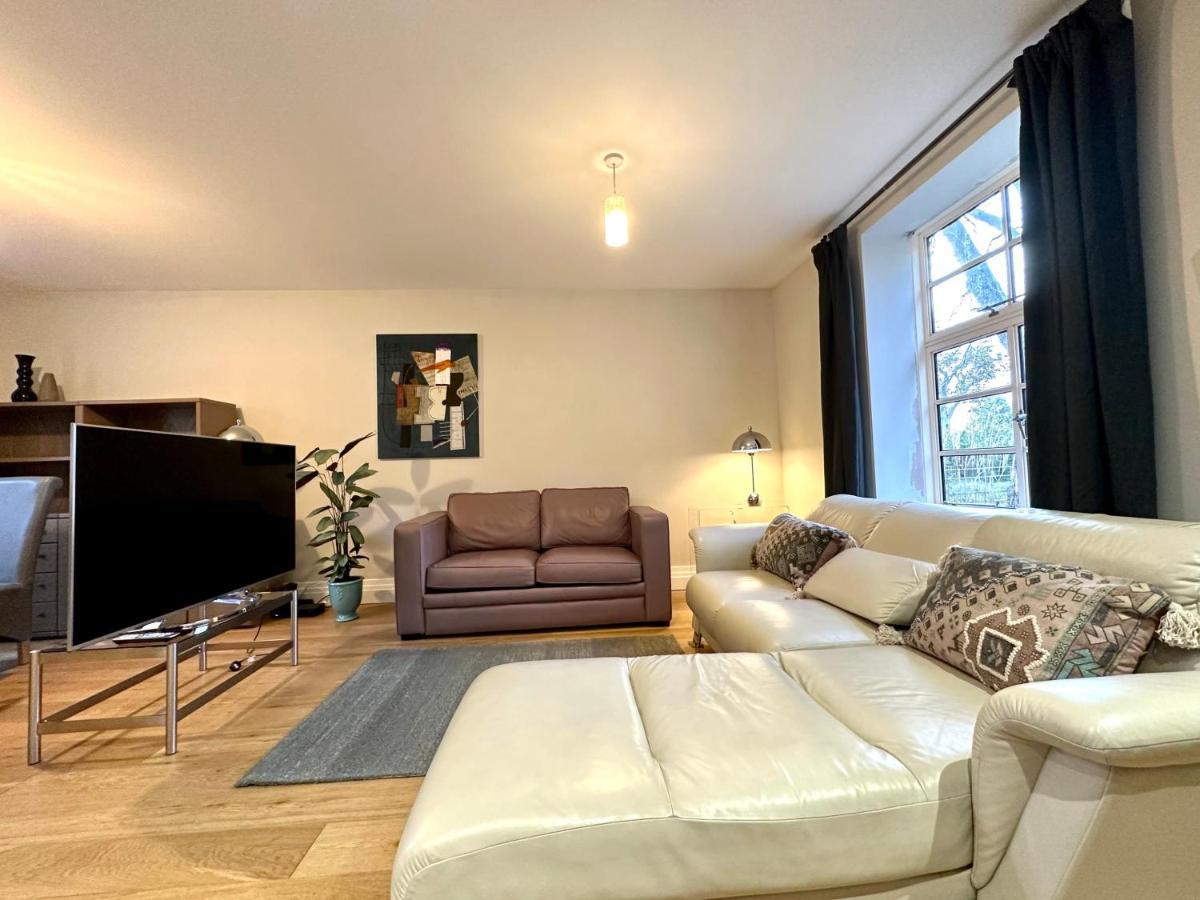 Desirable 2 Bedroom Apartment In Bicester That Sleeps 5 Exterior photo