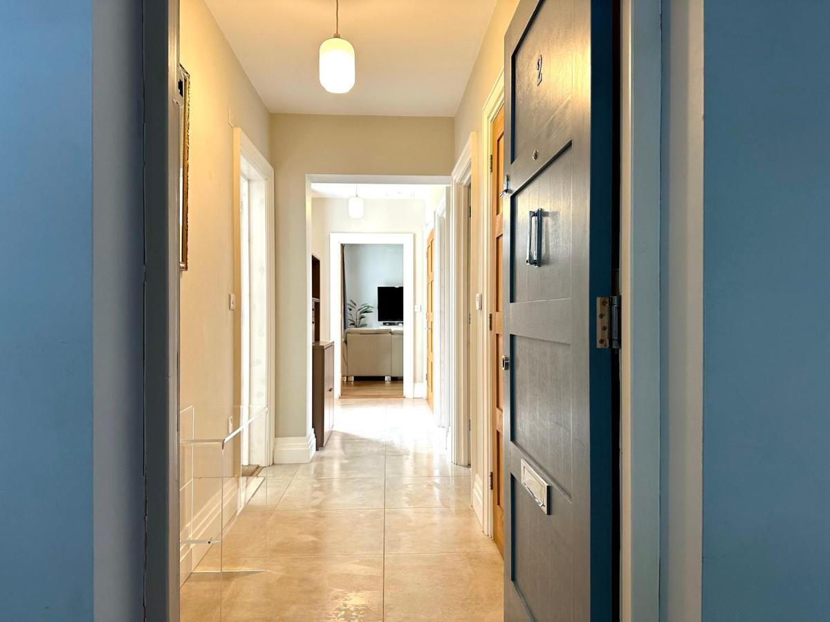 Desirable 2 Bedroom Apartment In Bicester That Sleeps 5 Exterior photo