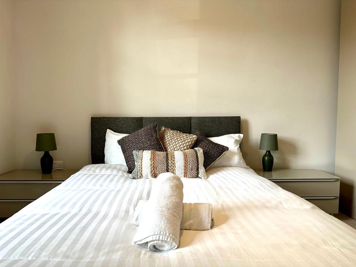 Desirable 2 Bedroom Apartment In Bicester That Sleeps 5 Exterior photo